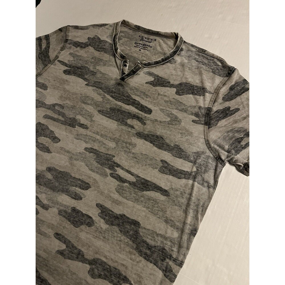 NEW Lucky Brand Venice Burnout Camo Lightweight Henley Short Sleeve T-Shirt XL